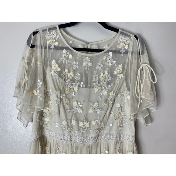 ADRIANNA PAPELL DRESS 14  FAIRY WHIMSICAL SEQUIN BEADED FLORAL SHEER FLUTTER - Picture 5 of 16